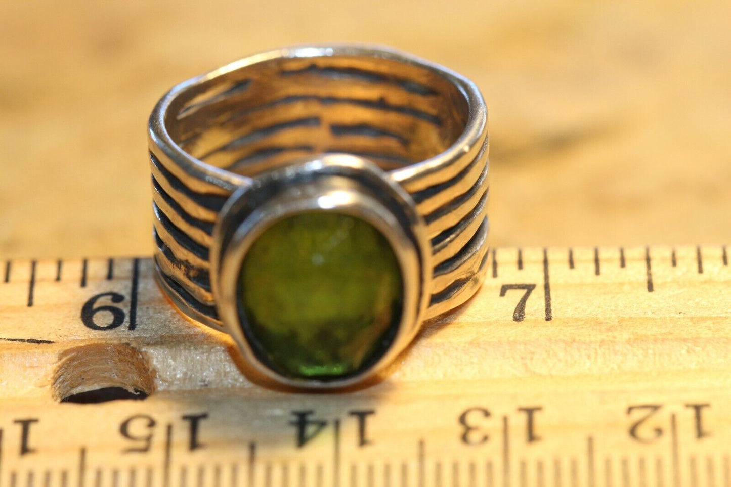 *VINTAGE* Silpada Green Stone Ring Wide Band Sterling Silver Size 8.25