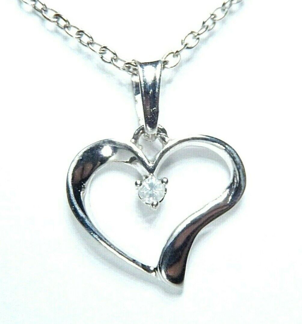 *NWT*  SOLID 10K WHITE GOLD & DIAMOND HEART SHAPED PENDANT With 18" Chain