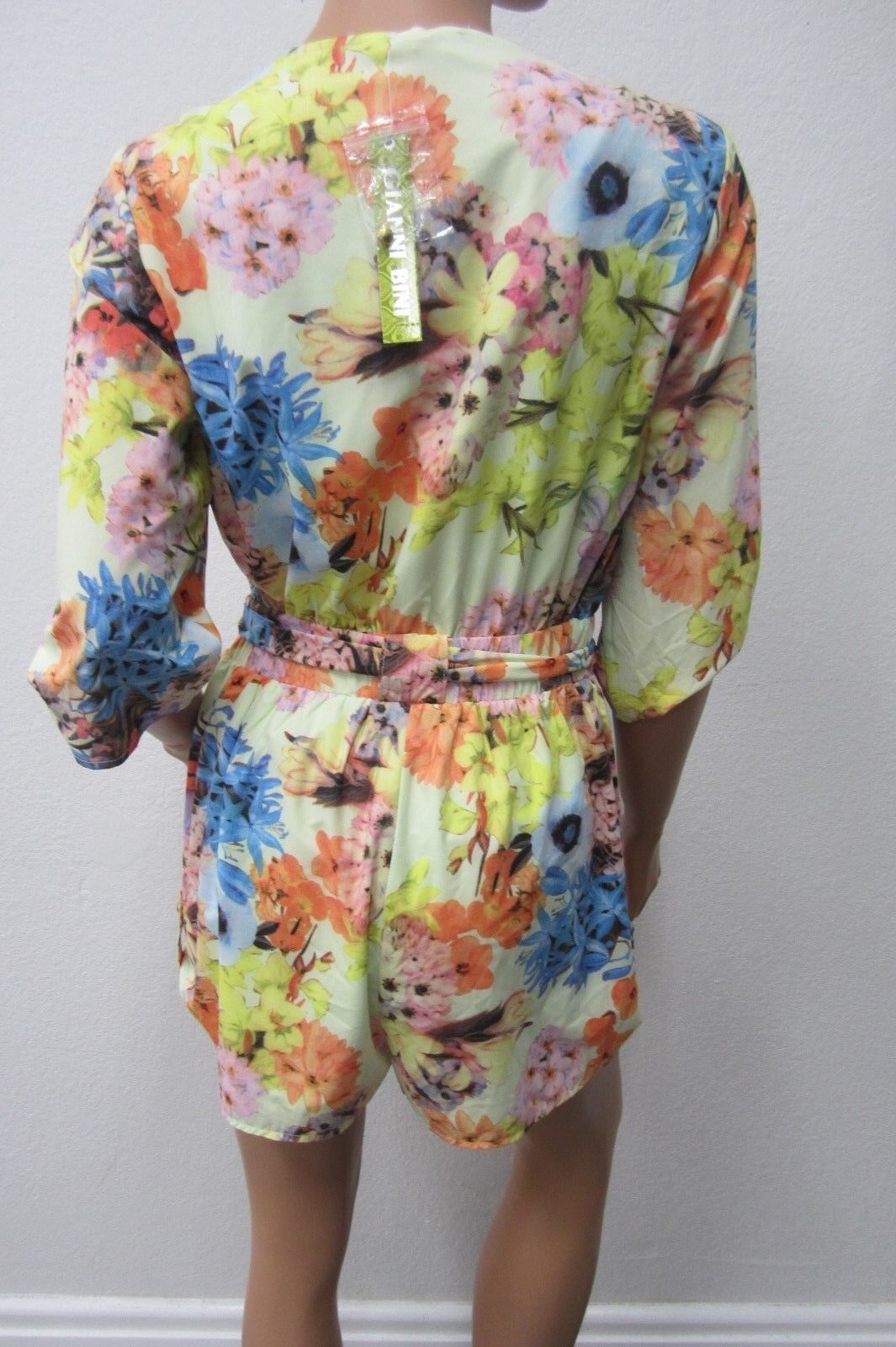 *NWT* $109.00  Gianni Bini In The Garden Erynn Romper SUPER CUTE Size Medium