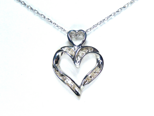10k White Gold 1/8CT Natural Round Diamond Heart Pendant w/18" 14K Chain