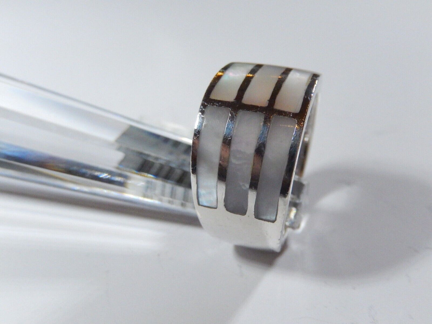 *VINTAGE*  Sterling Silver 11 mm Wide Band Inlay Mother of Pearl Ring Sz 6.5