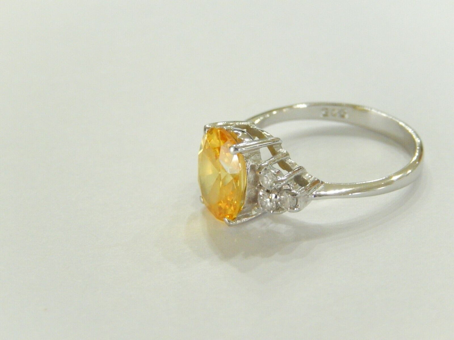 *VINTAGE*  Sterling Silver 3.50 CT Citrine & CZ Solitaire Ring Size 8.5