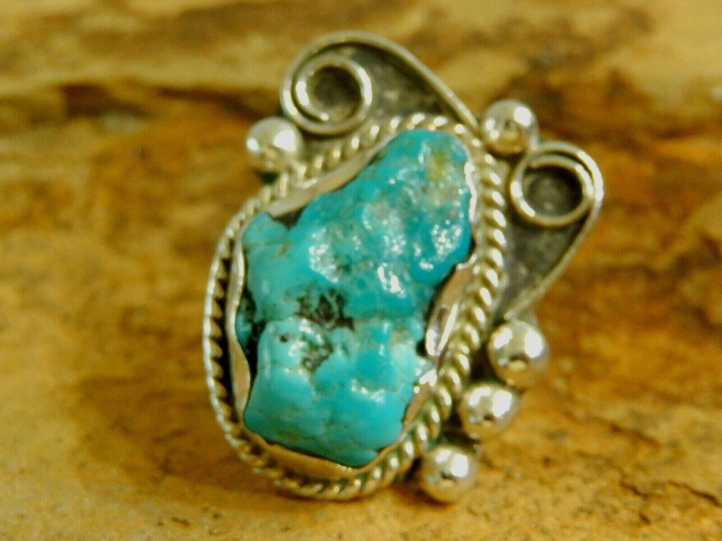 BEAUTIFUL! Native Amer. Sterling Silver & Gem Turquoise Heavy Ring 9.73g Sz 7.25