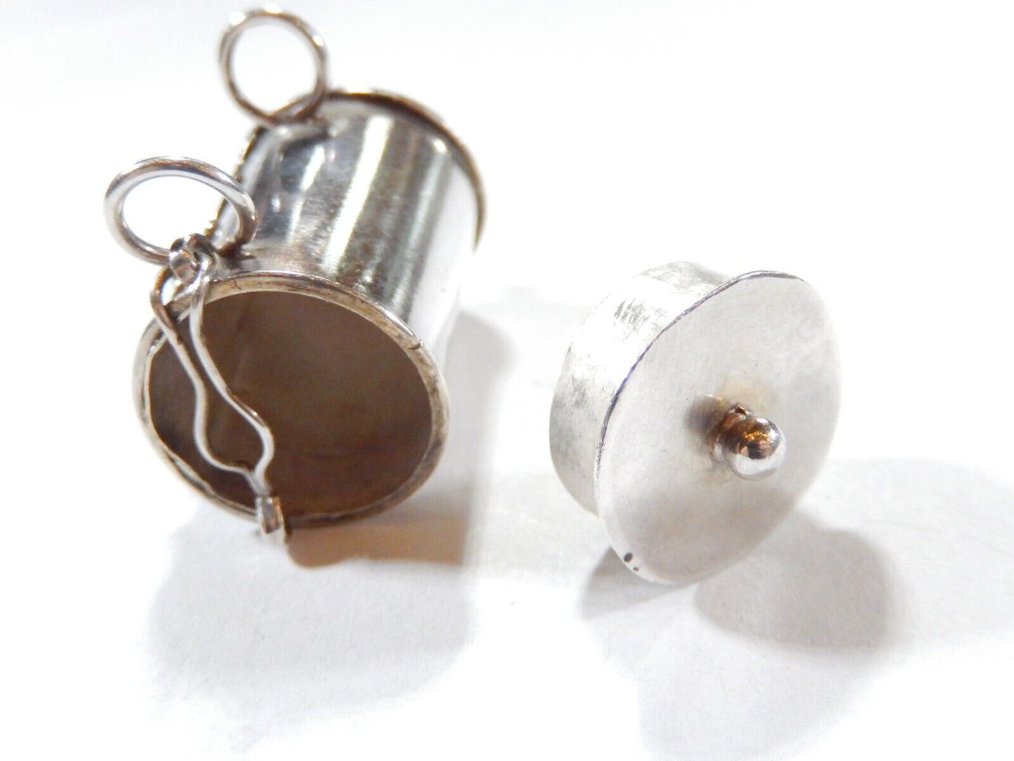 *VINTAGE*   925 Sterling Silver Garnet Poison Pill Box Locket Pendant