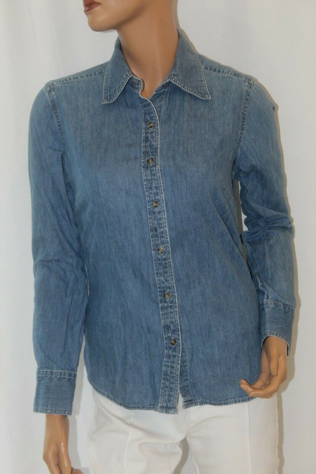 Eddie Bauer Women  Cotton Long Sleeve Button-Down Shirt Size Small