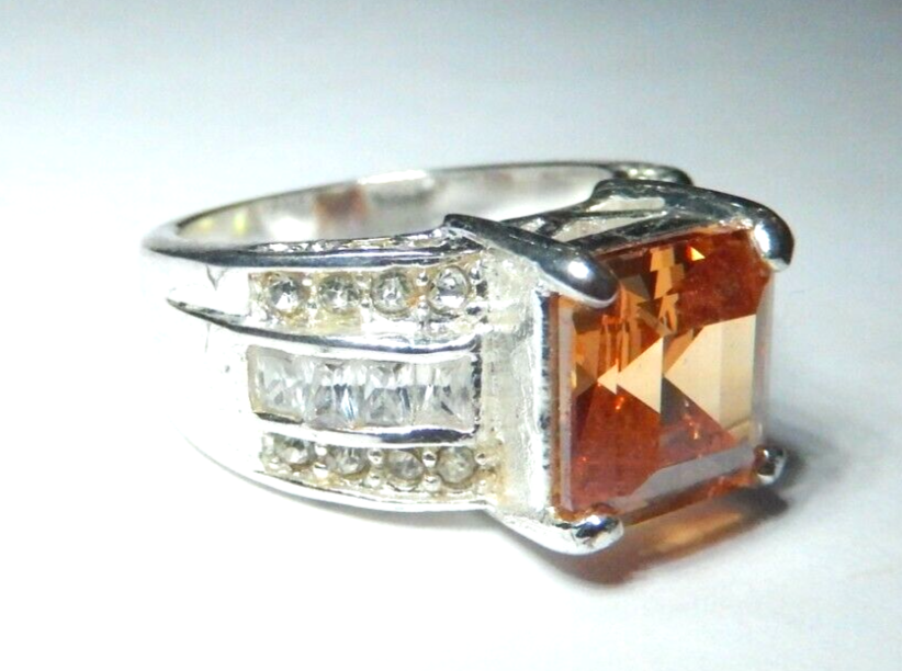 *VINTAGE*  Sterling Silver 5.0 CT Citrine  and CZ Ring  Size 8
