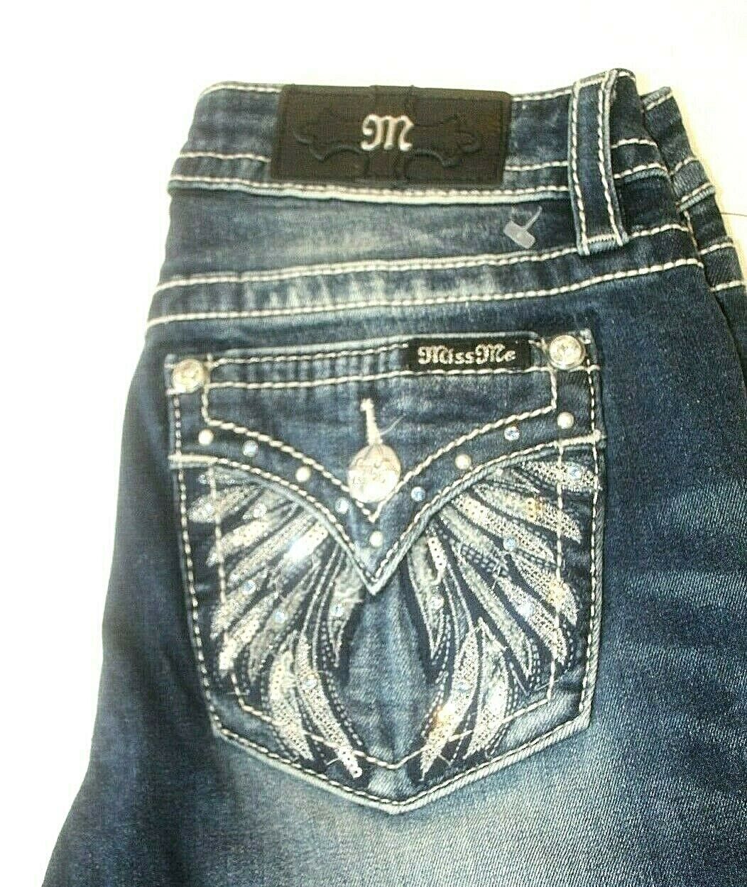 *NWT* $109.  MISS ME  ANGEL WINGS EMBELLISHED CRYSTAL  POCKETS JEANS 26 x 33