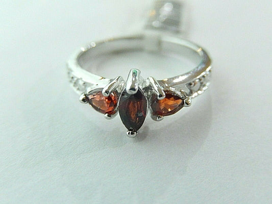 10K White Gold Three-Stone Garnet Ring Size 7.5