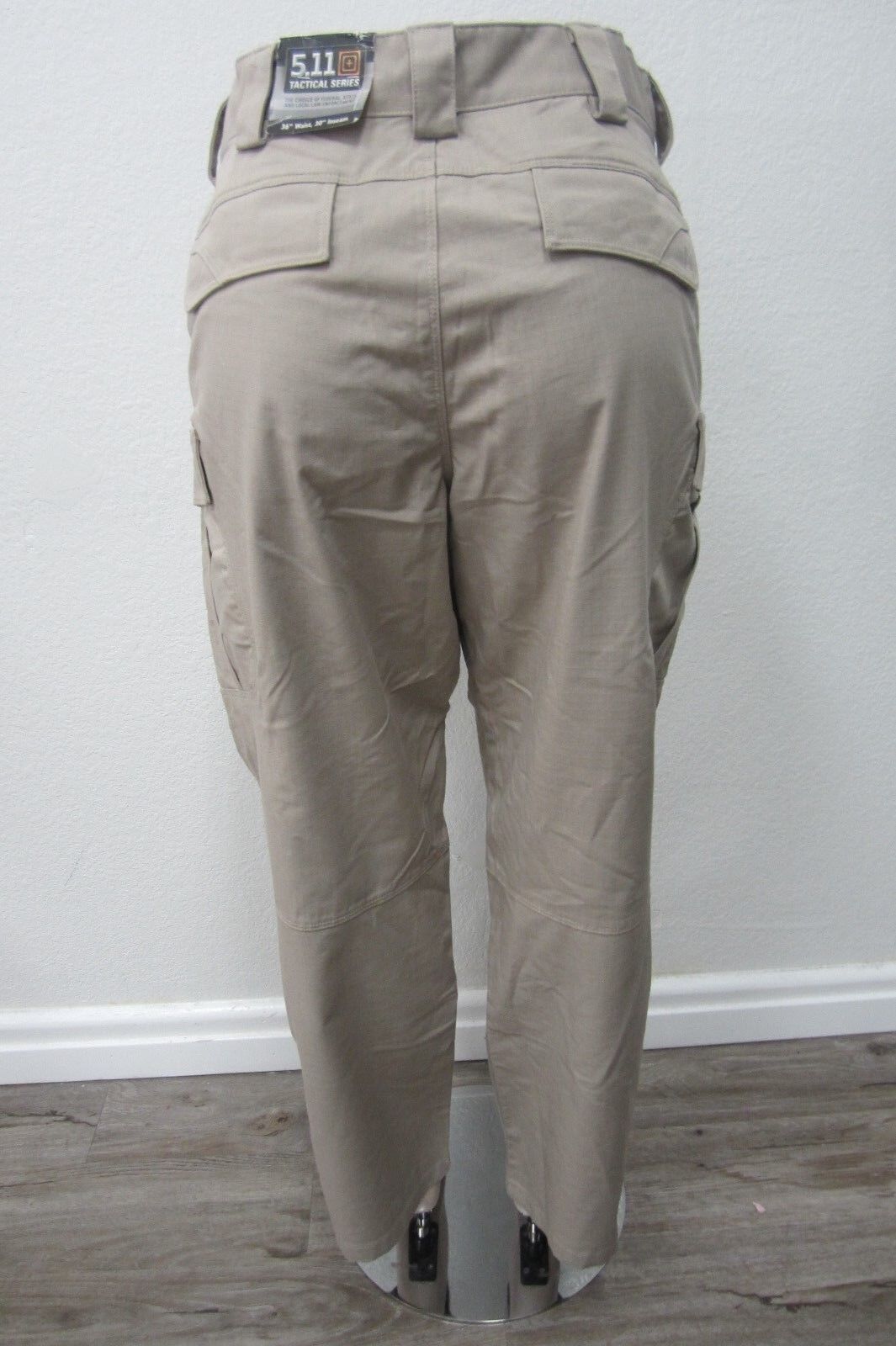 *NWT*  5.11 Tactical Series Cargo Pants Law Enforcement Men's Cargo Khaki Sz 36