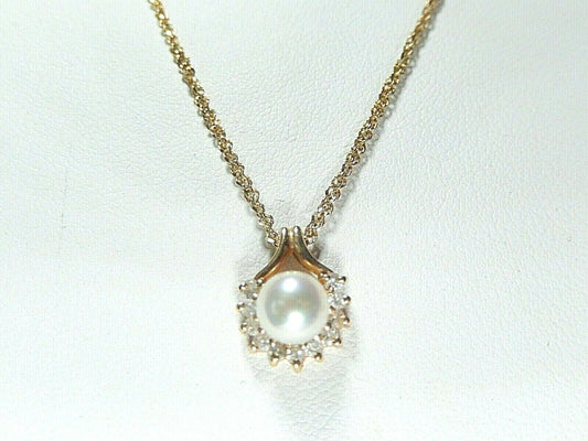 *VINTAGE*  14k Yellow Gold / Pearl / Diamonds Ladies Pendant w/14k 18" Chain