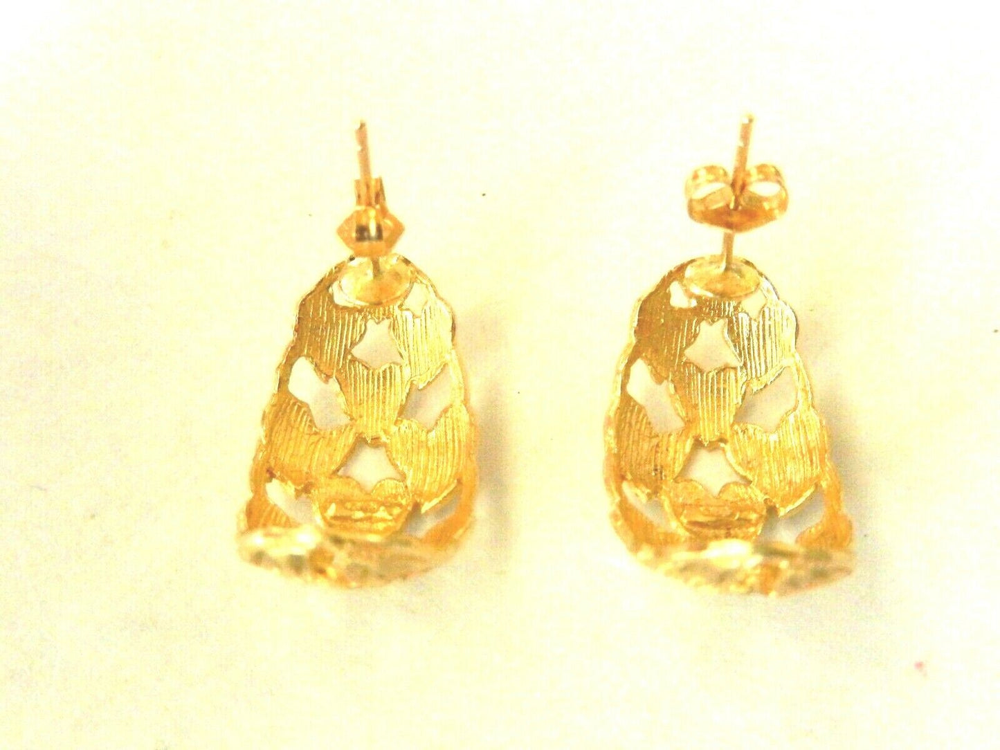 *VINTAGE* LARGE 10K YELLOW GOLD  Diamond Cut Hearts Cast Thick Hoop Earrings