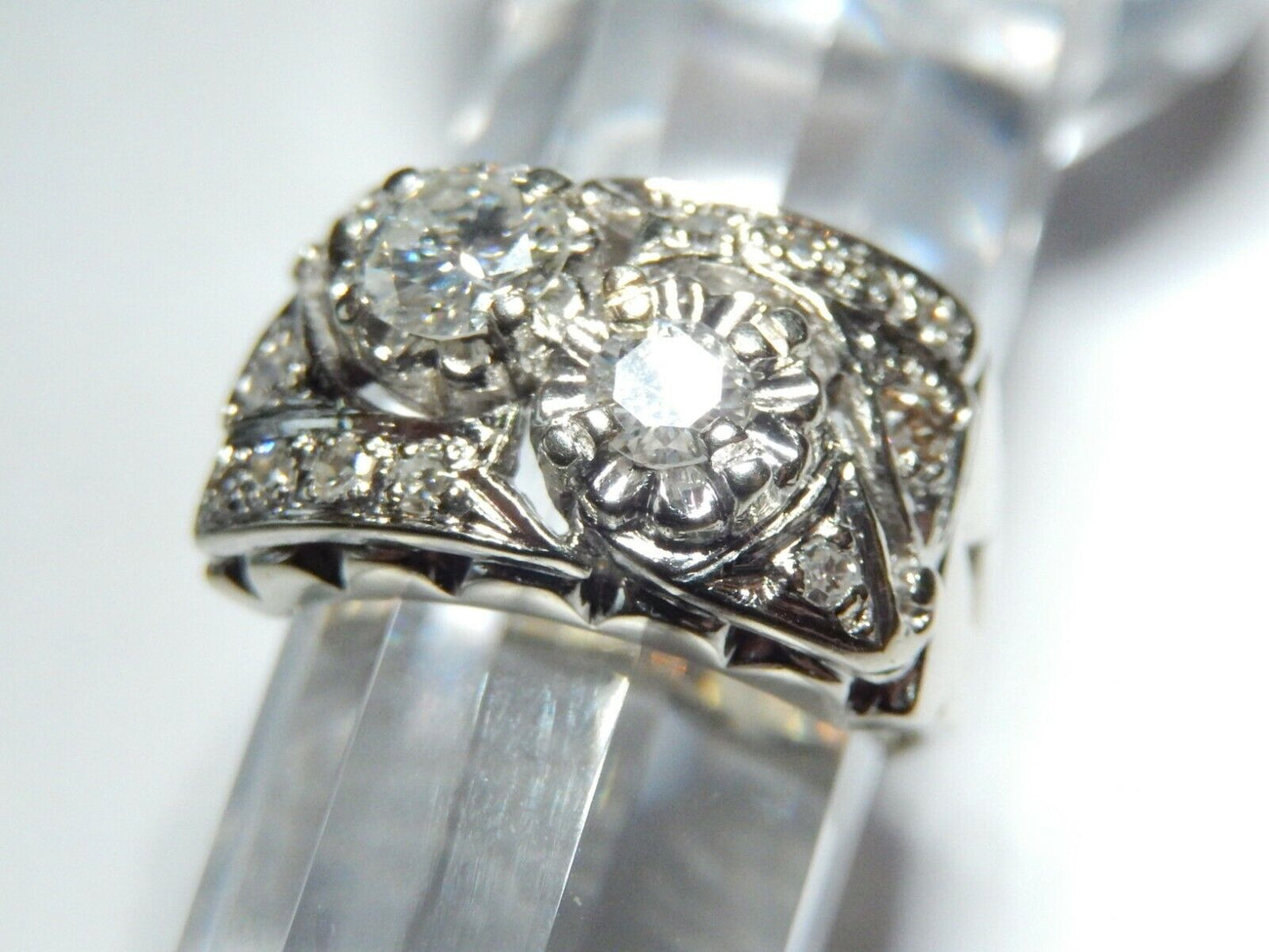 *VINTAGE*  14k White Gold Ladies .905 CT Diamond Cluster 12mm Wide Ring Sz 8.25