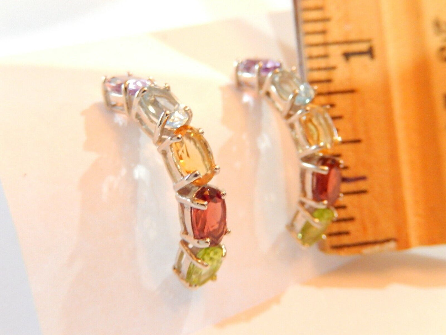 *VINTAGE* 10K White Gold 5CT Oval Gemstone Ladies Fancy J Shaped Hoop Earrings