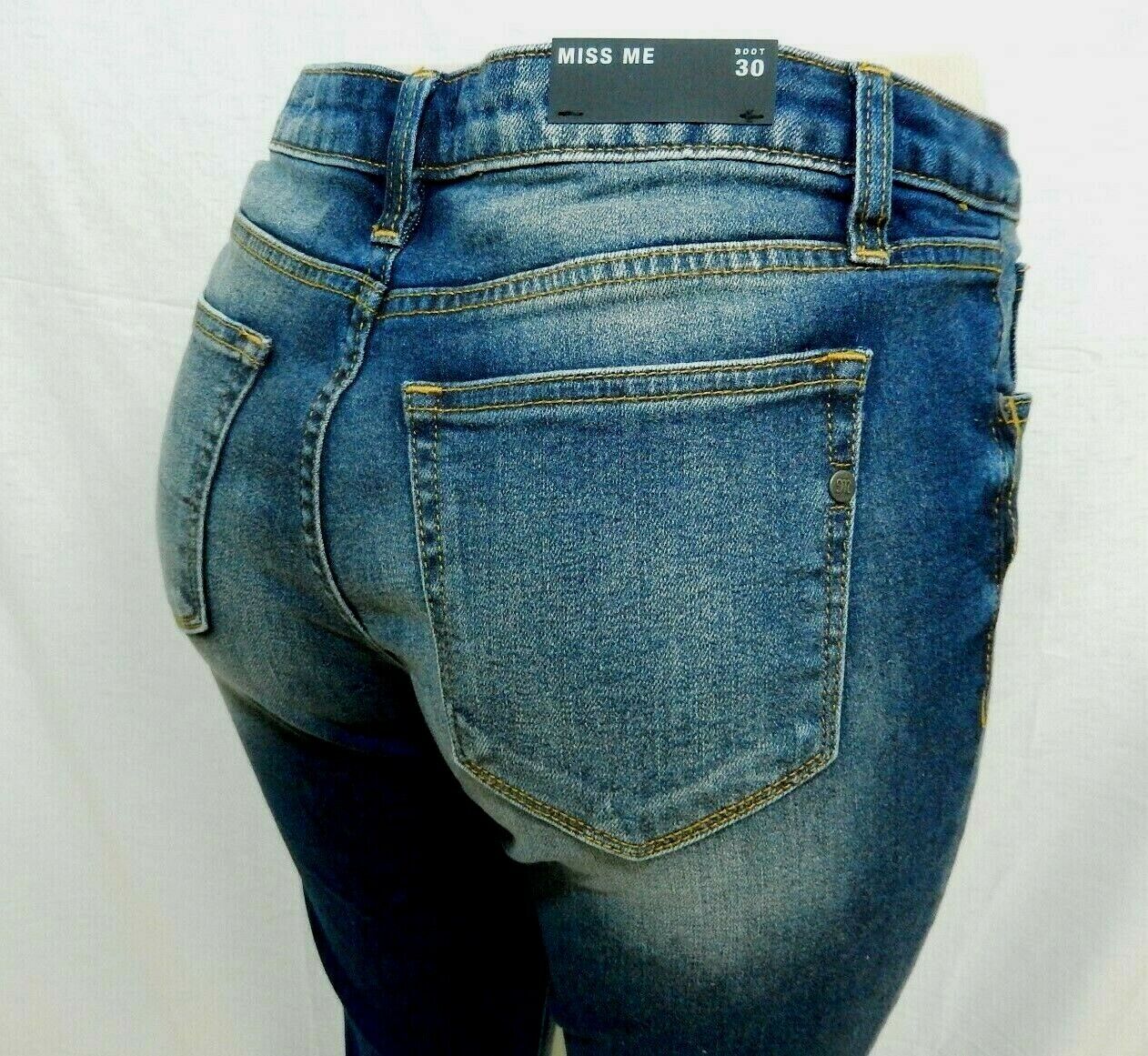 NWT MISS ME M1001B18 MED BLUE MID-RISE BOOT CUT DENIM JEANS SIZE 30 x 33