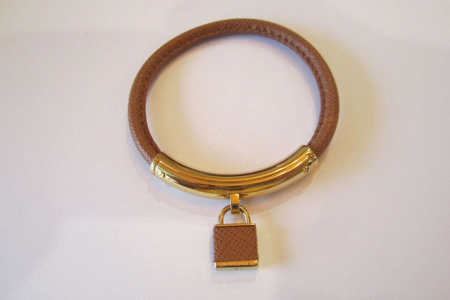 NWOT Michael Kors  Logo Lock Brown Leather Gold Tone Bangle Bracelet *STUNNING*