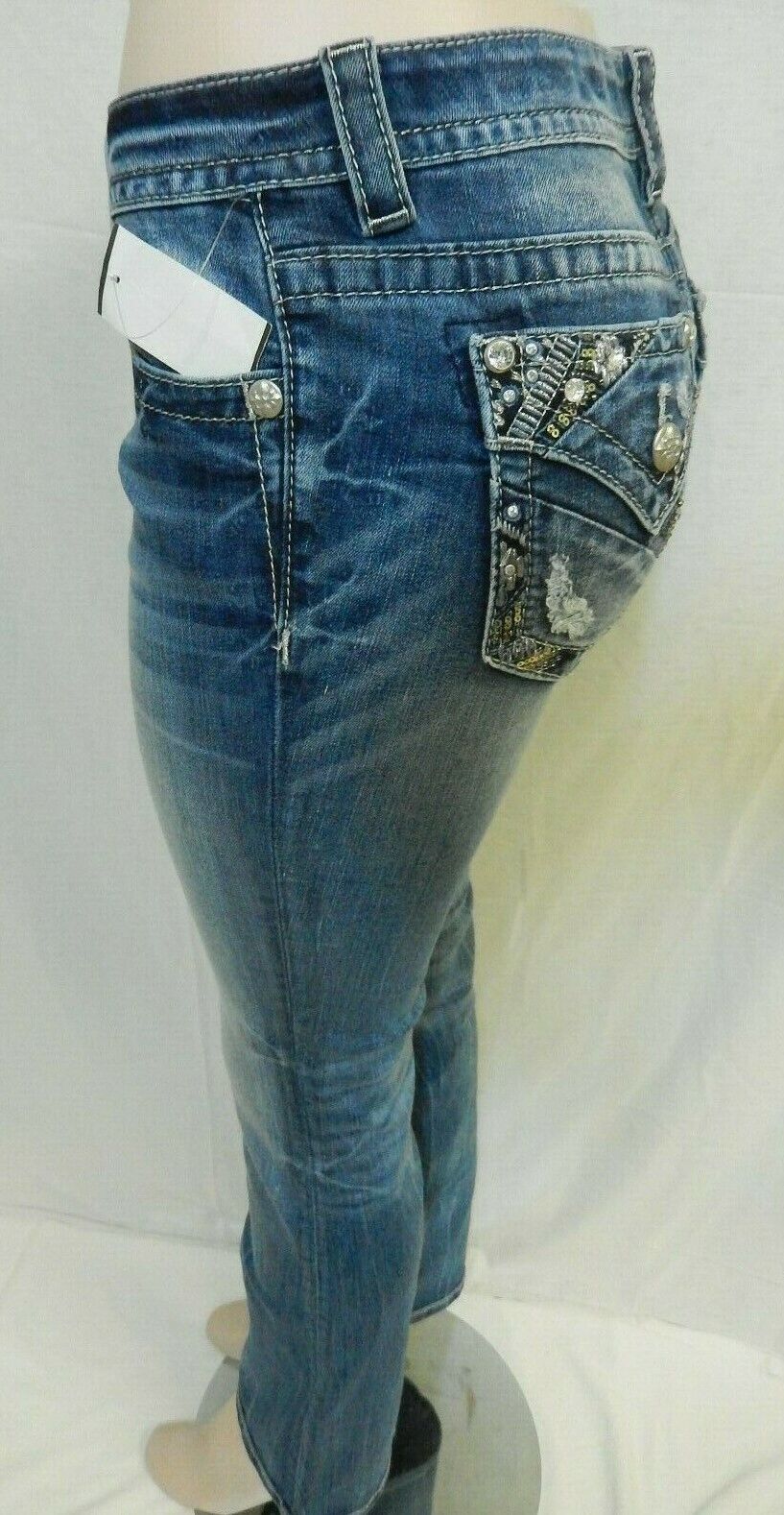 NWT Miss Me Standard Boot Cut Jeans Medium Blue Beads Jewels Bling Size 25 x 31