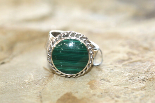 *VINTAGE*  TAXCO  Artist TA-139 Malachite Sterling Silver Ring  size 7.75