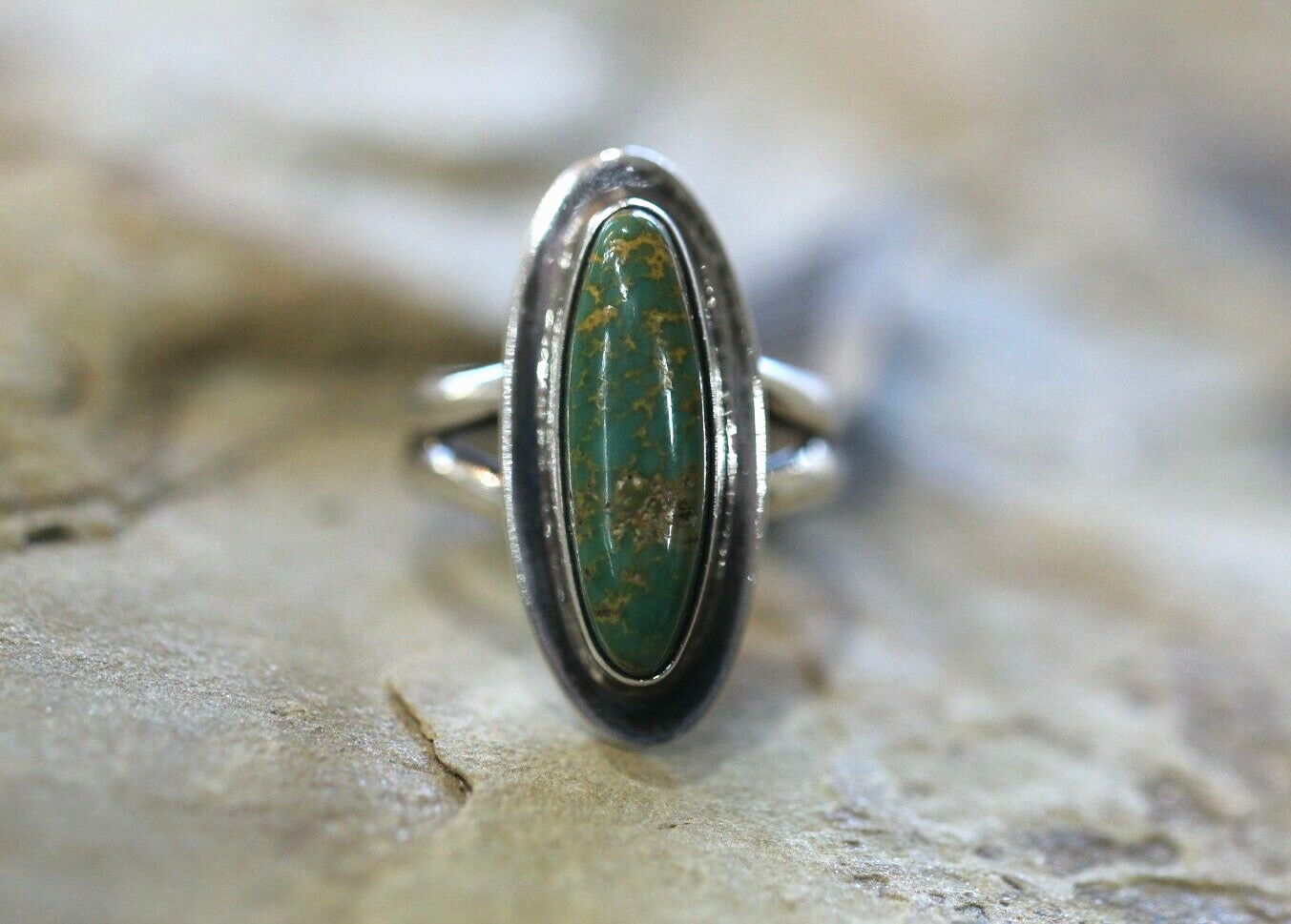 *VINTAGE*  Native American Signed "MS" Sterling Silver Green Turquoise Ring Sz 7