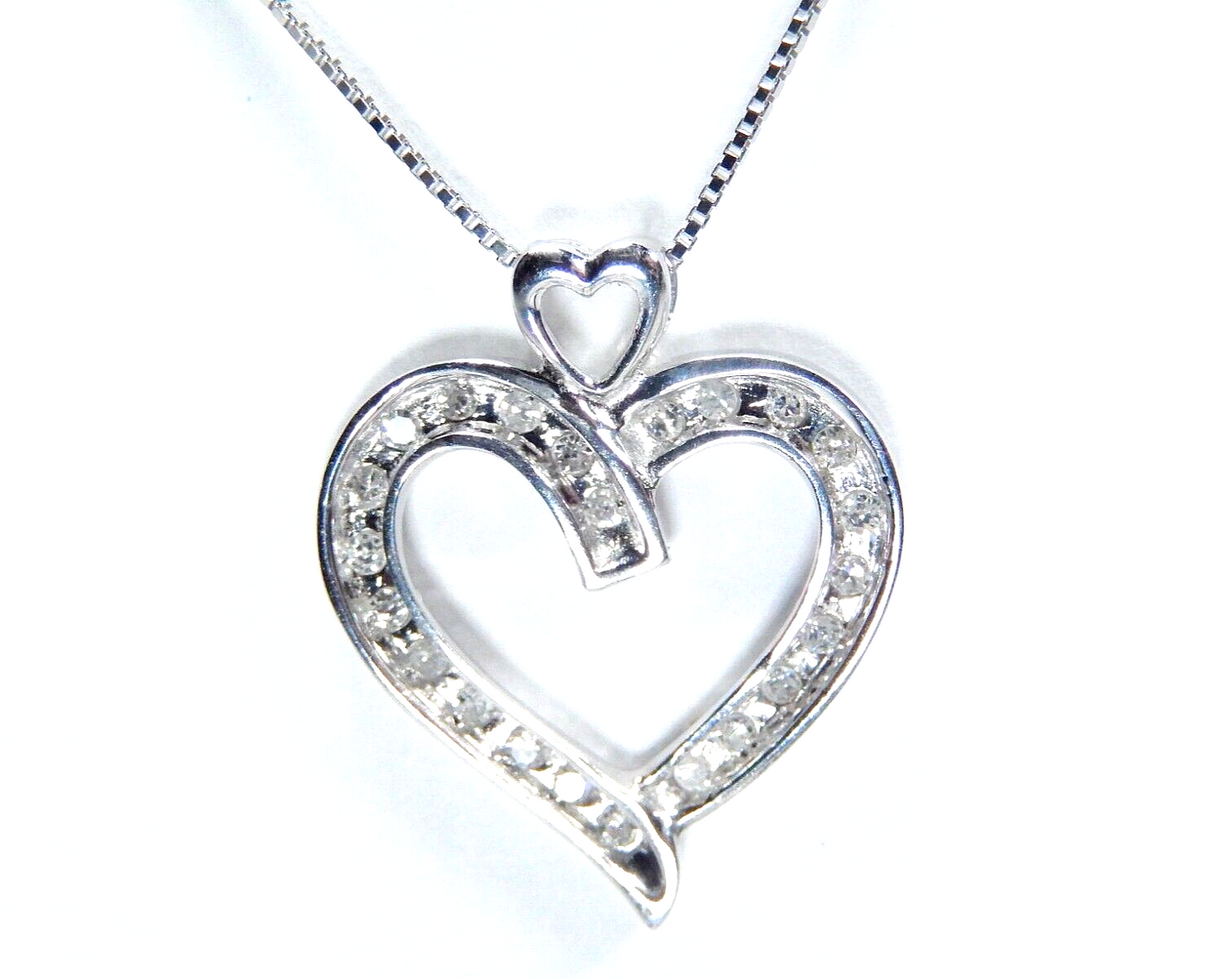 NEW 10K White Gold .33CT 23 Natural Diamond Open Heart Pendant w/18"chain
