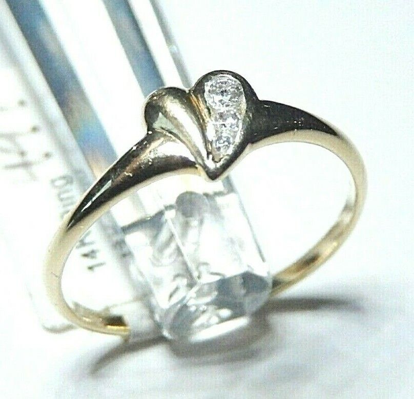 *NWT* 14k Yellow Gold Diamond Cluster Heart Ring Size 8.25