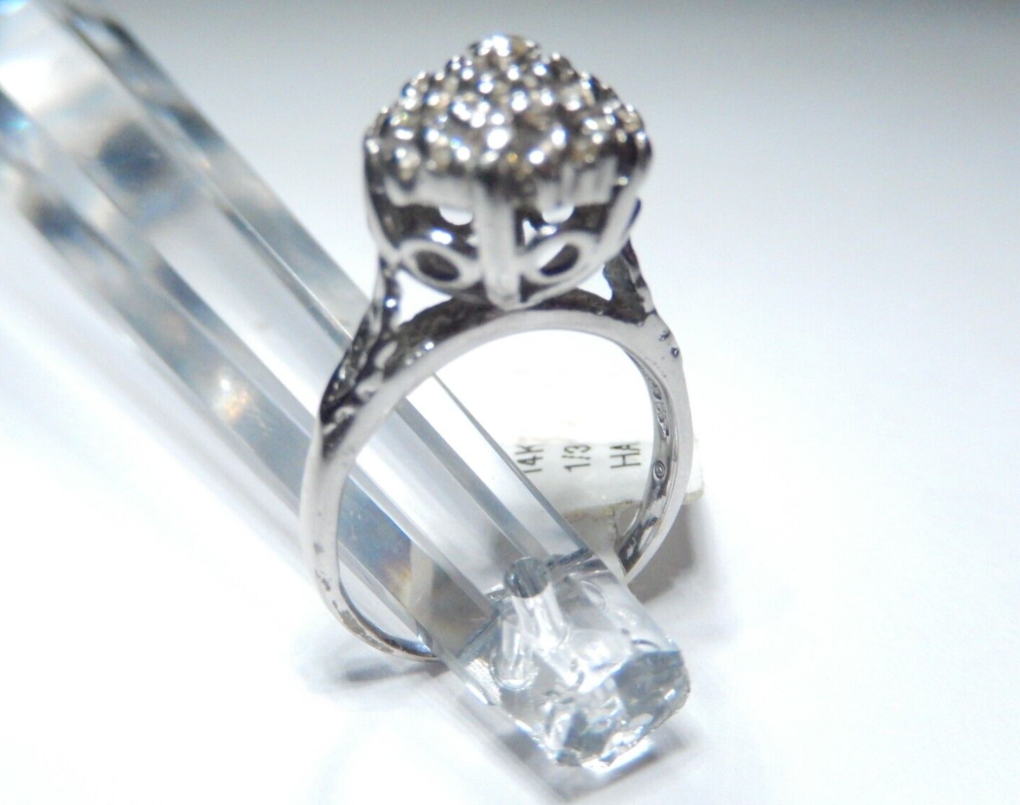 *VINTAGE*   14k White Gold Round .33CT Natural Diamond Cocktail Ring Size 5.5