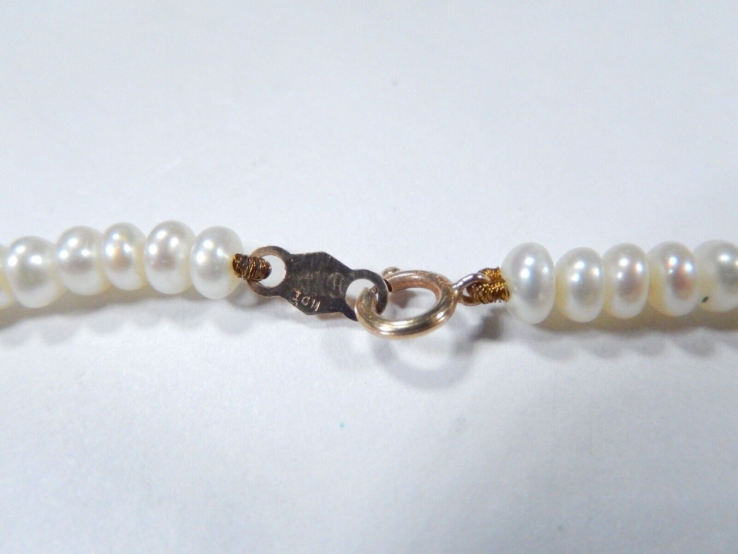 *VINTAGE* 14K Yellow Gold Mosaic Opal Triplet Pendant /18" Button Pearl Necklace