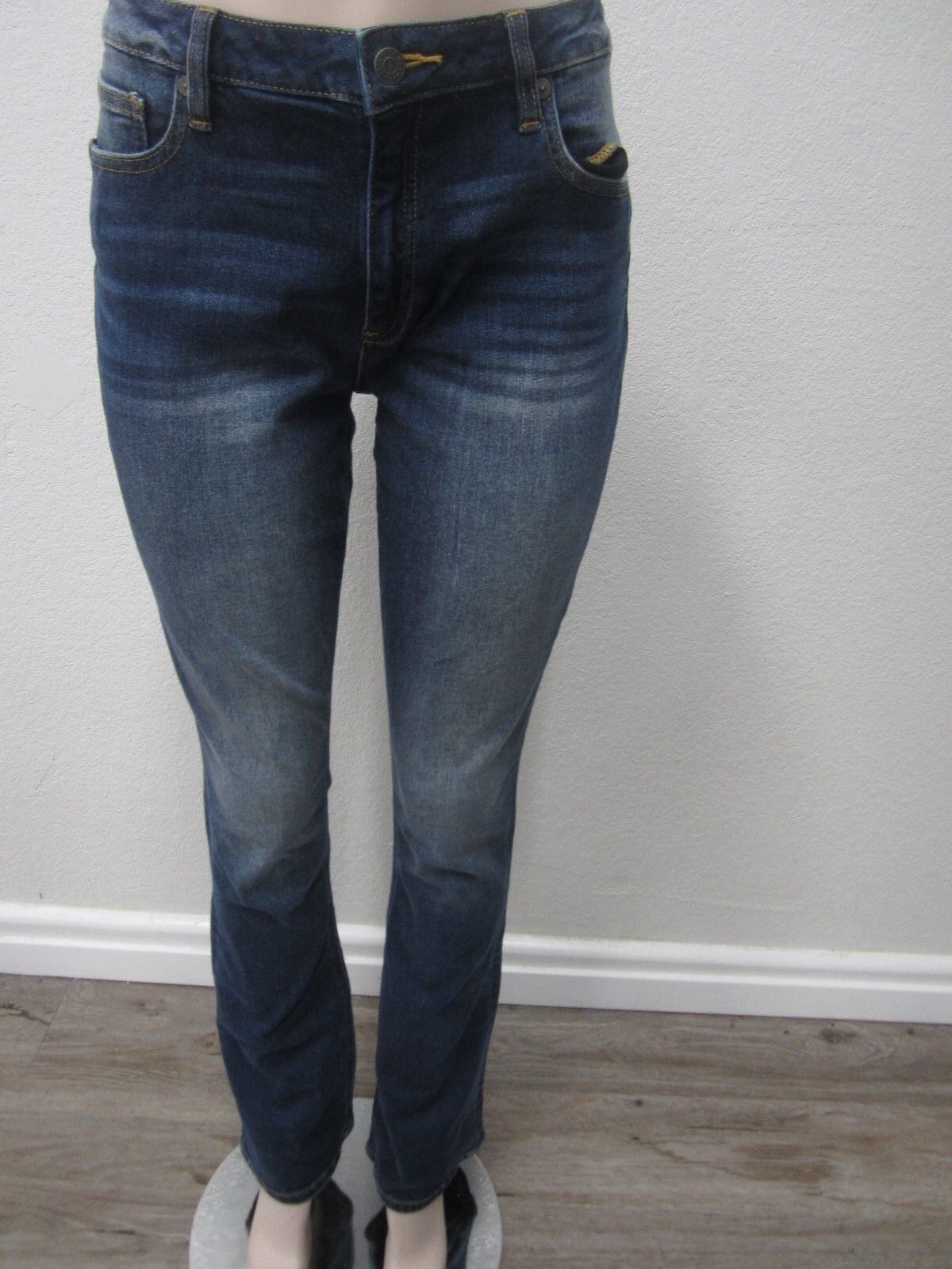 NWT MISS ME M1001B18 MED BLUE MID-RISE BOOT CUT DENIM JEANS SIZE 30 x 33