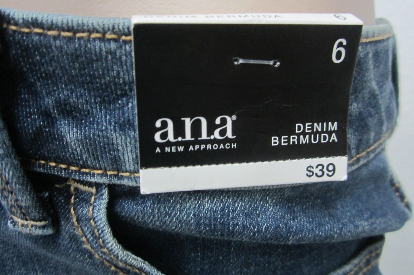 *NWT*  a.n.a  Cuffed Denim Bermuda Shorts Rich Indigo Sz 6 x 9"L