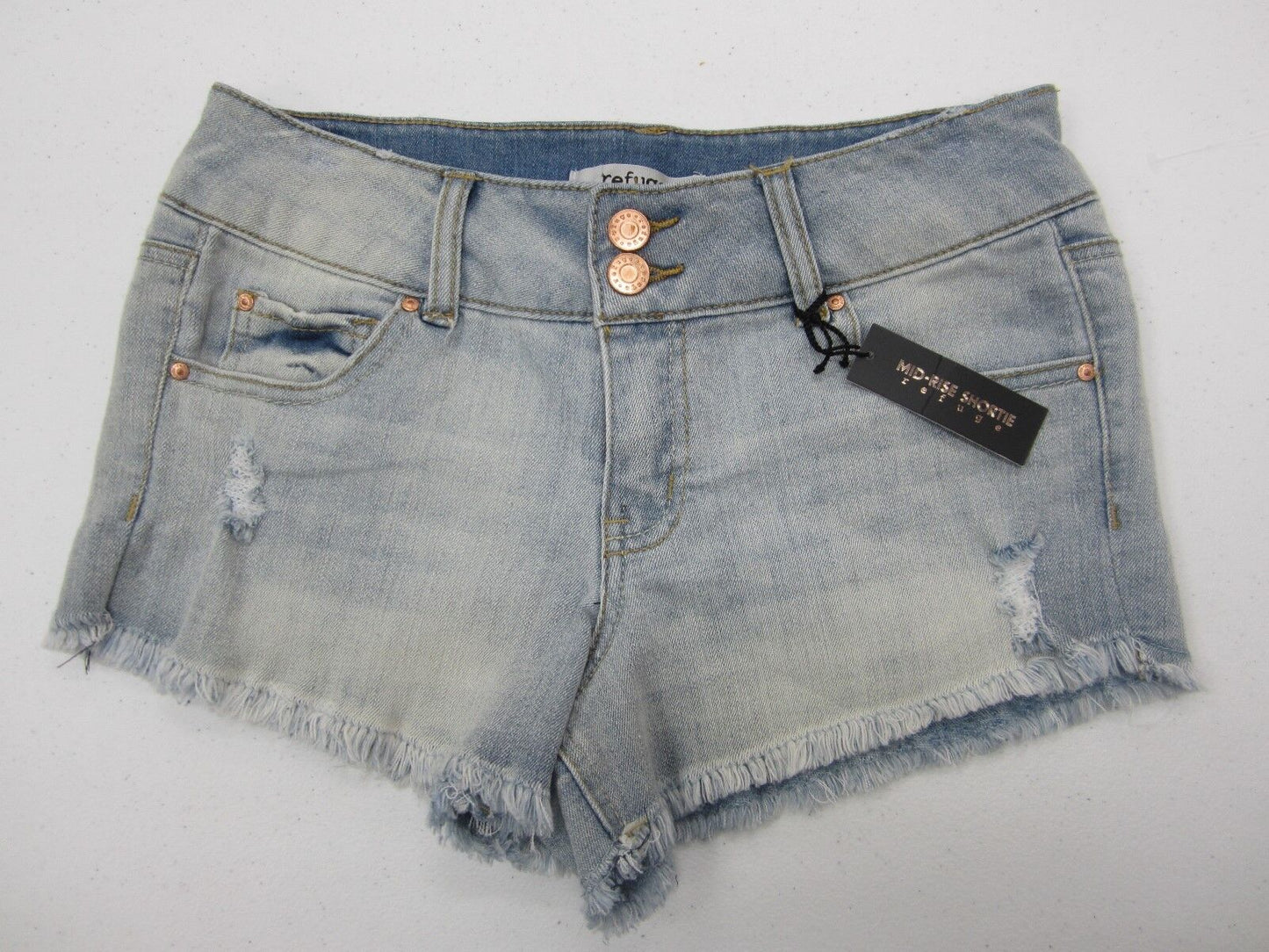 NWT Refuge Distressed 2 ButtonDenim Shorts Cheeky Hi-Rise Charlotte Russe Size 4
