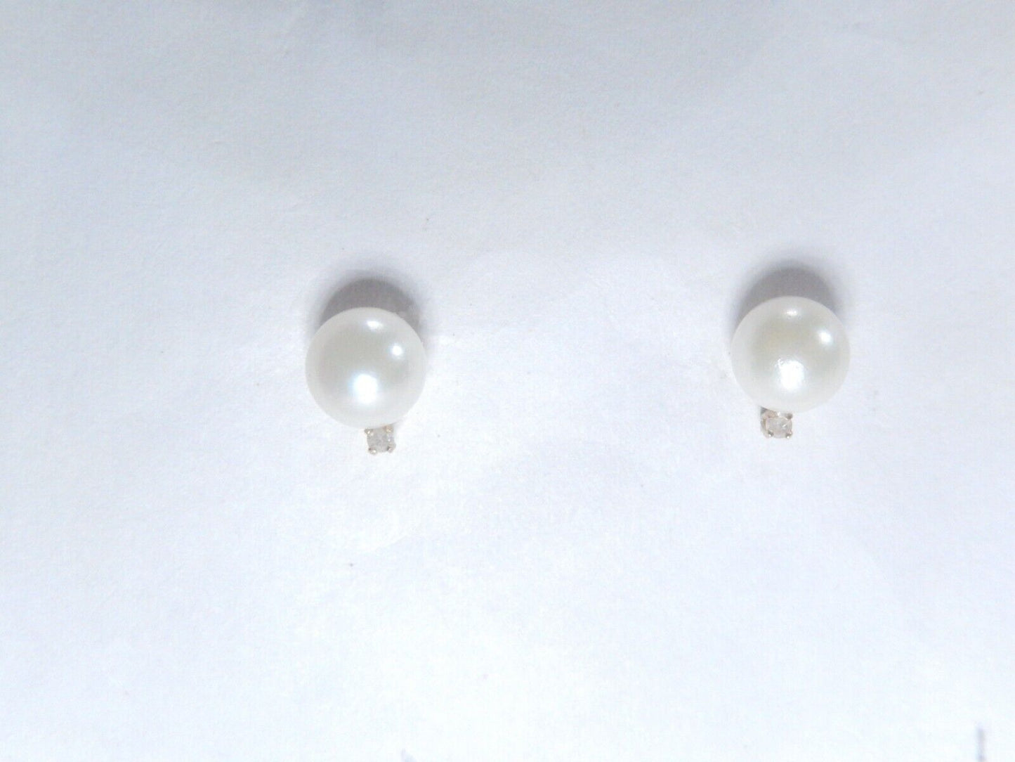 14K YELLOW GOLD 5.5mm PEARL AND DIAMOND STUD EARRINGS .02 CTW
