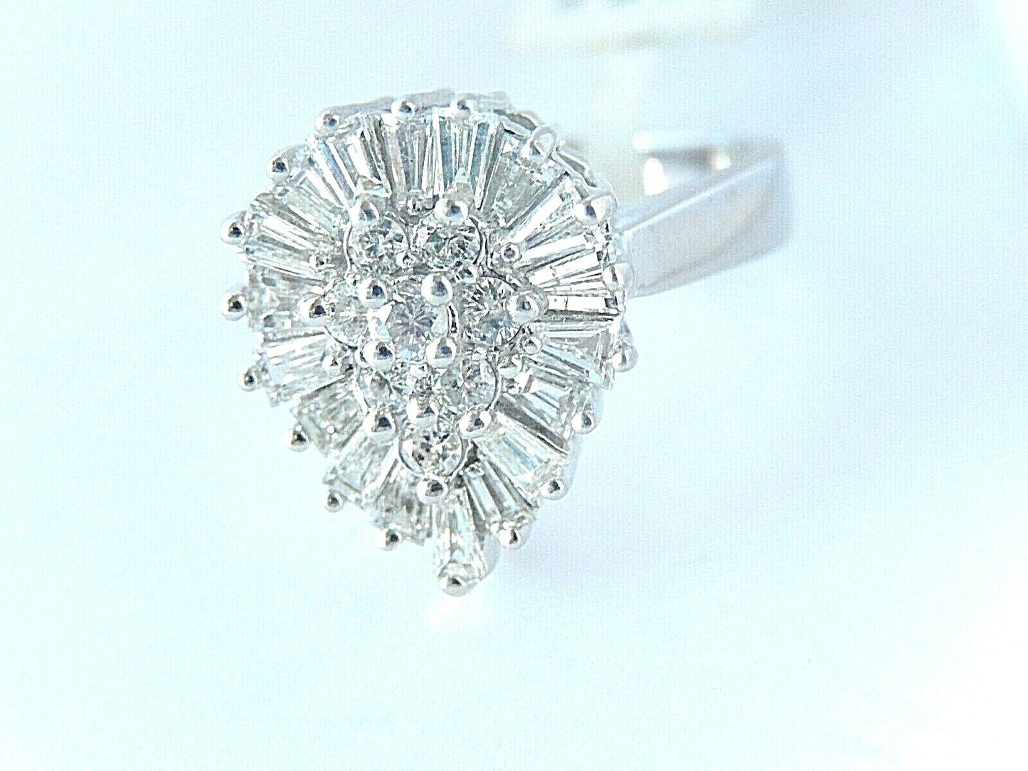 *VINTAGE* 14K WHITE GOLD  3/4CT PEAR SHAPED CLUSTER NATURAL VS DIAMOND RING Sz 7