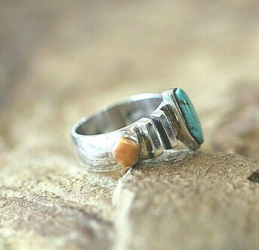 *VINTAGE*  Native American Sterling Silver & Turquoise Ring Size Adjustable