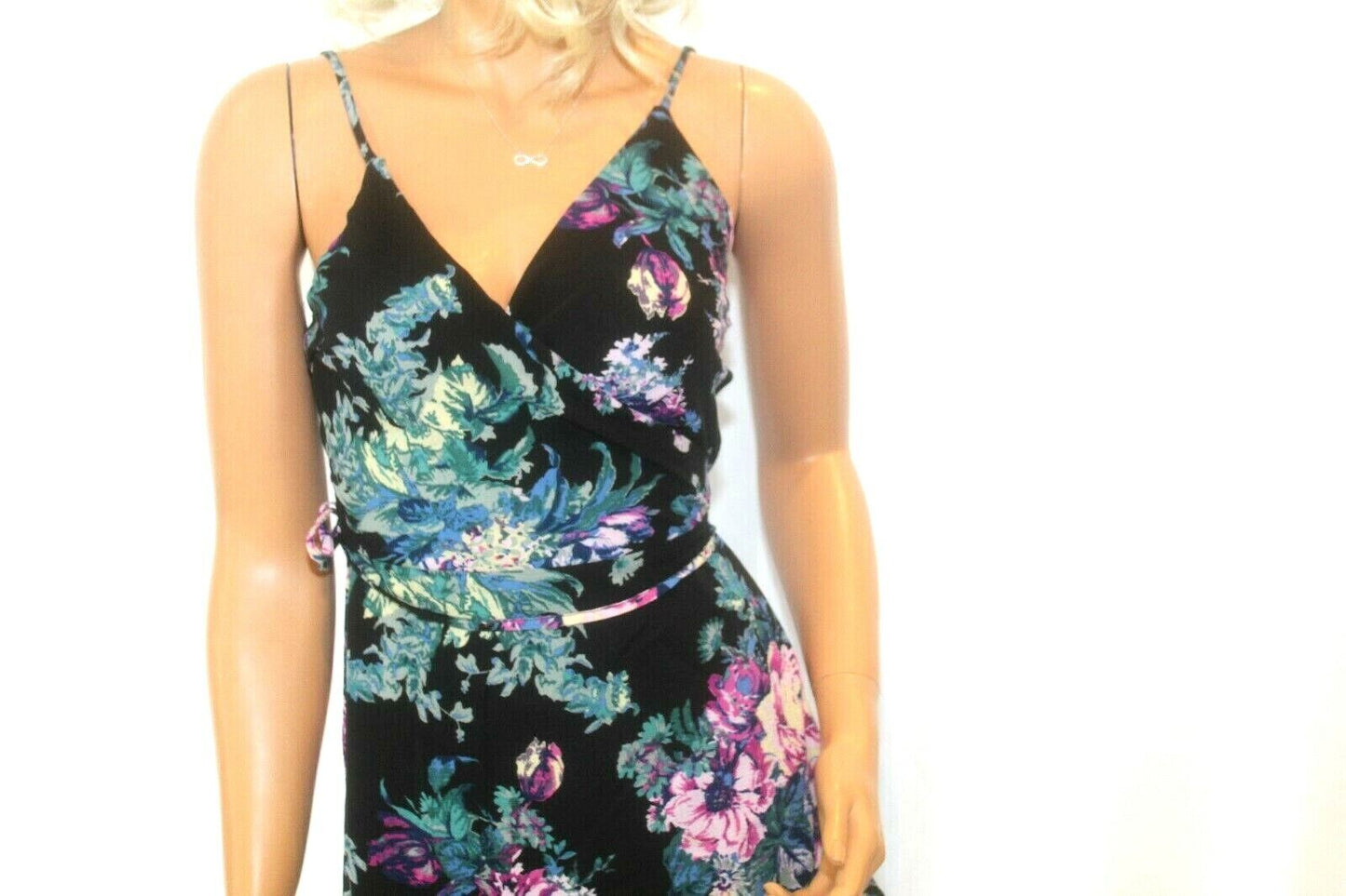 *NWT* $32.99 Charlotte Russe Chiffon Multicolor Flower  Dress Size Med "CUTE"