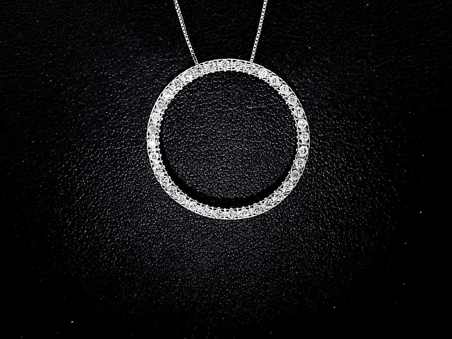 14K White Gold 2/3ct TDW Circle Of Life Natural Diamond Pendant With 10KWG Chain