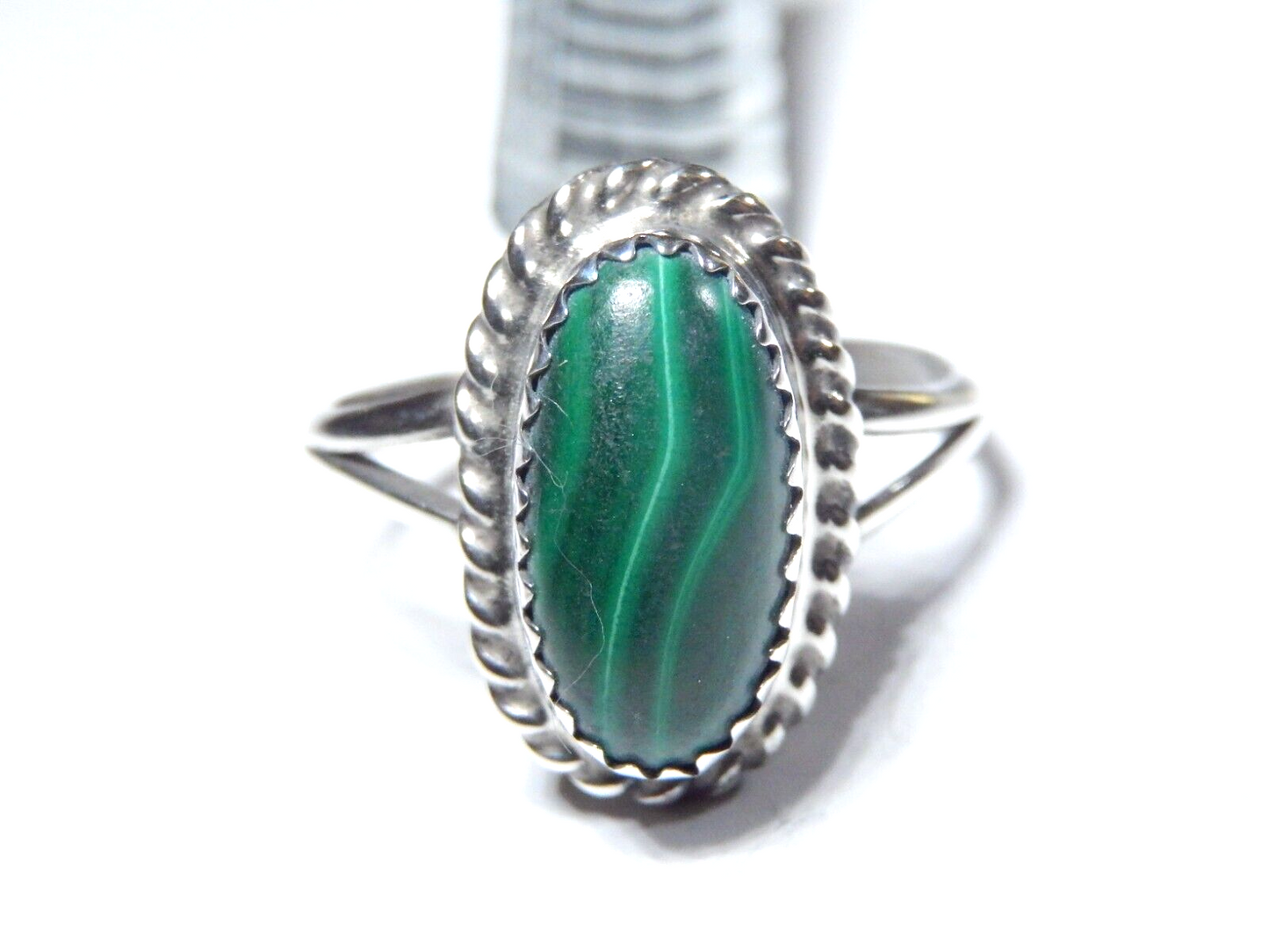 *VINTAGE*  Native American Sterling Silver Green Malachite Ring Signed SB sz 8