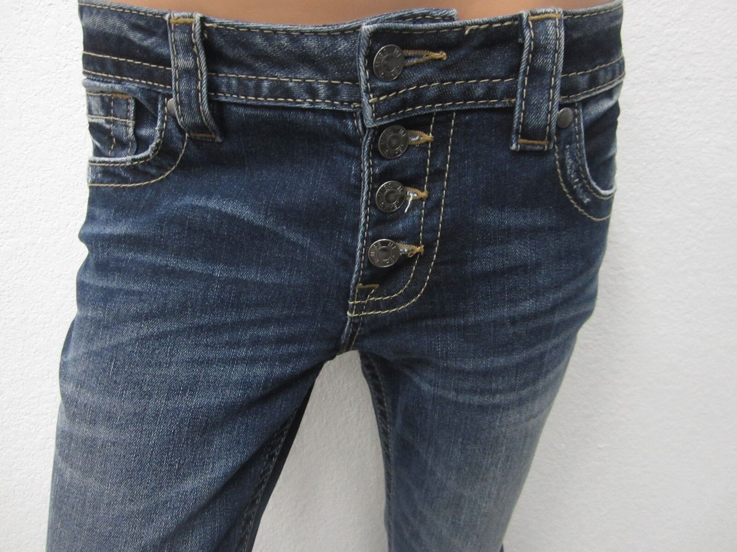 NWOT Miss Me Women's Jeans Med Blue Solid Skinny Mid-Rise Button Up Size 26 x 30
