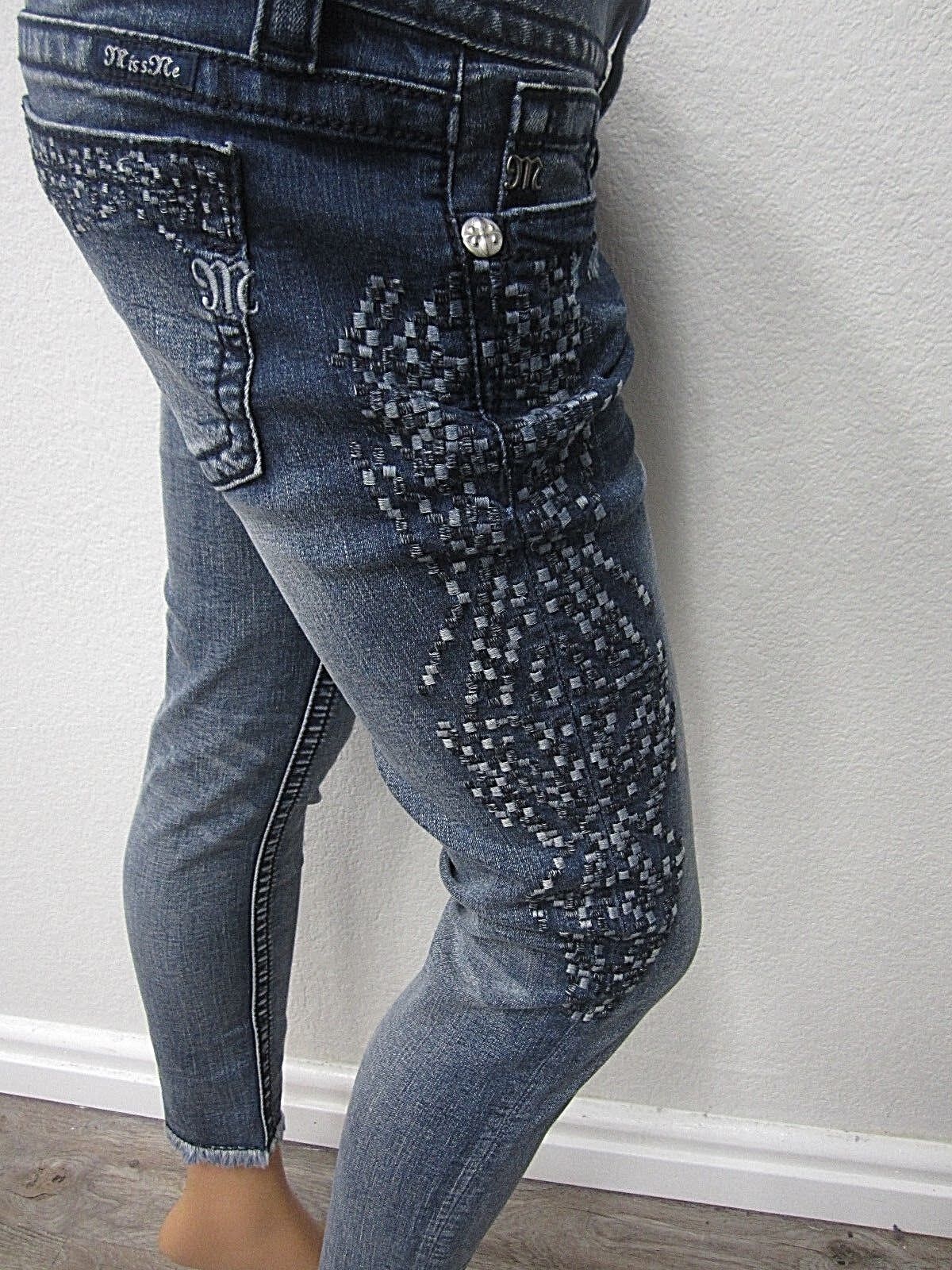 NWT  MISS ME JEANS SIGNATURE ANKLE SKINNY INSEAM 27" JP 7745AK3 Size W26 x L27