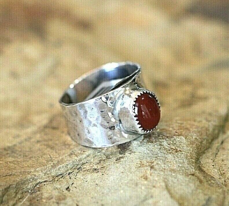 *VINTAGE*  Native American Navajo Sterling Silver Wide Band Coral  Ring Sz 9.75