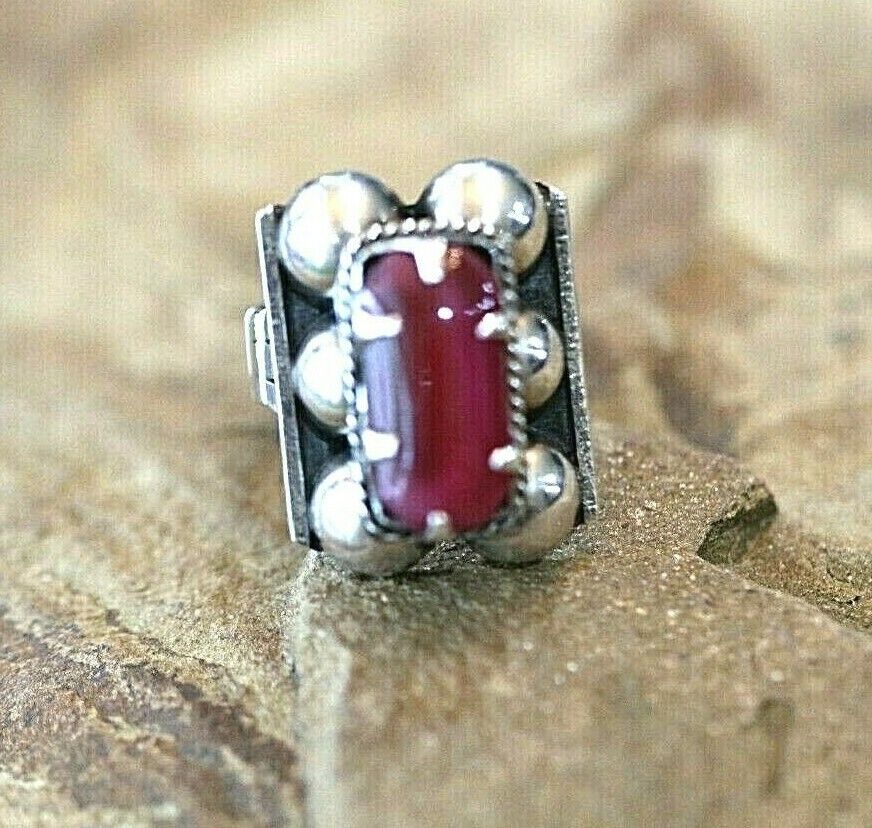 *VINTAGE* Large Native American 925 Sterling Silver Red Jasper Ring Size 7