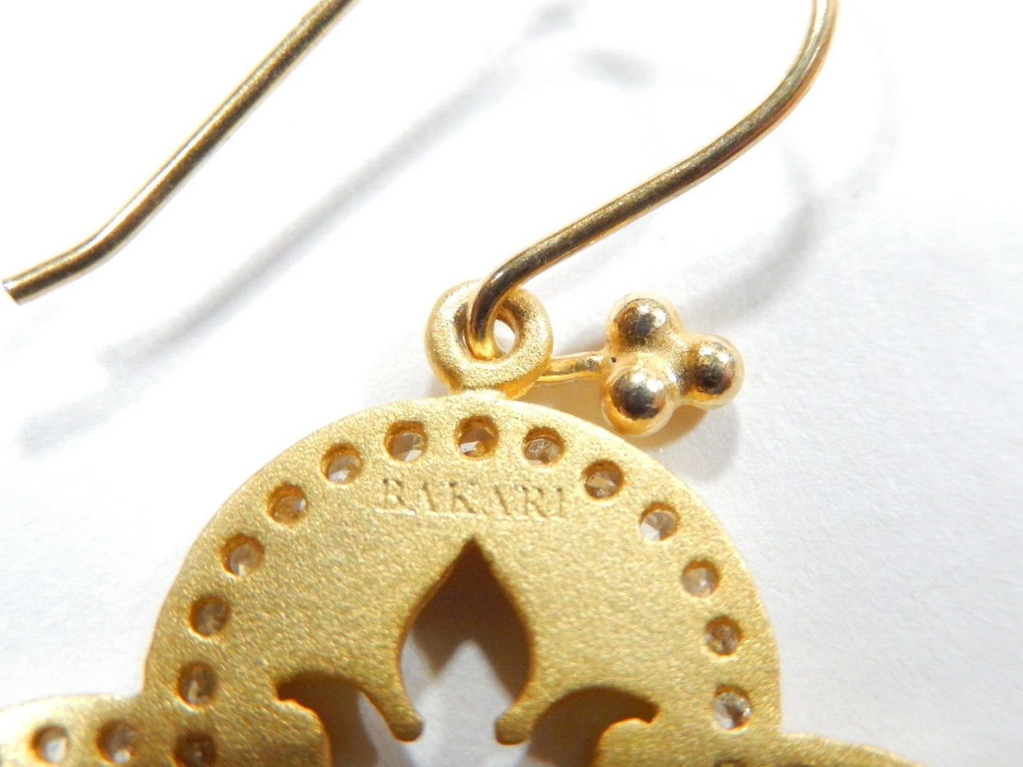 Gorgeous BAKARI Satin Gold Crystal Earrings - Retired - Never Worn New