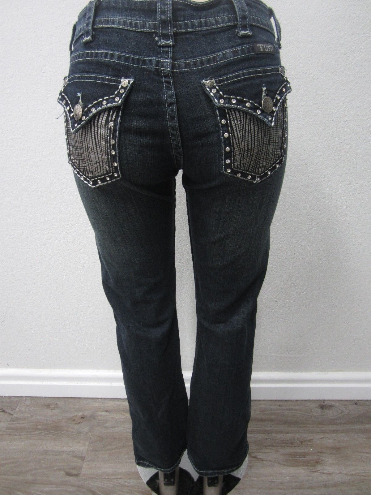 NWOT Cowgirl Tuff Jazzy Women’s Dark Wash Denim Embellished Rodeo Jeans Sz 28x33