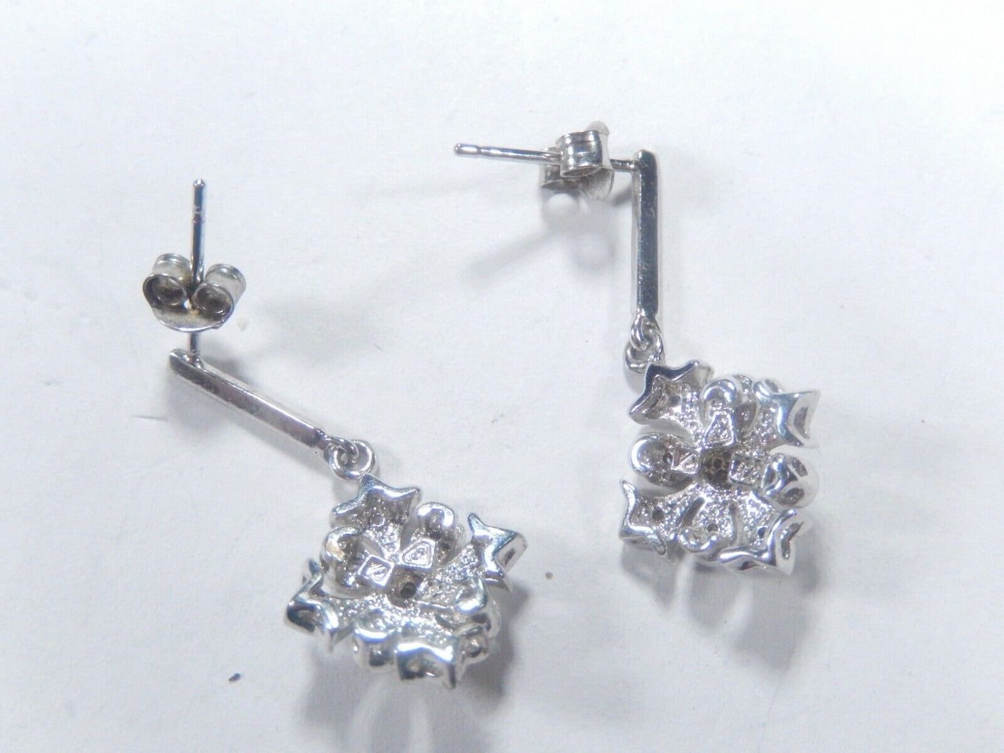 *VINTAGE*   925 Sterling Silver 1/4 CT TW Diamond  Cluster Dangle Earrings
