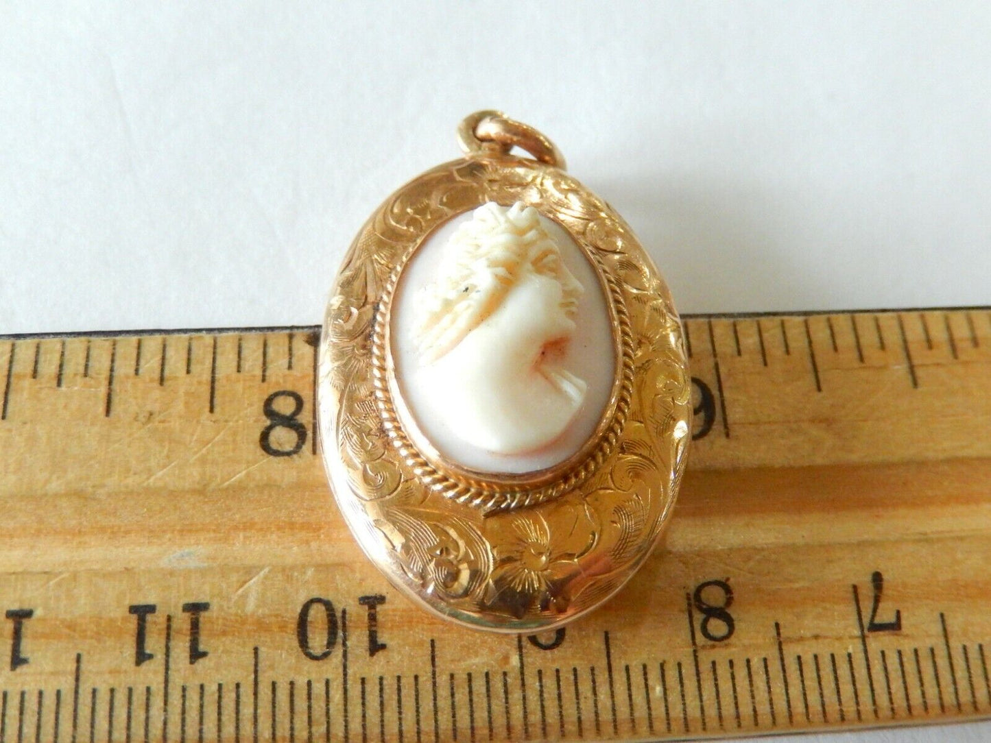 1800's 14k Yellow Gold Antique Cameo Shell With Double Picture Locket / Pendant