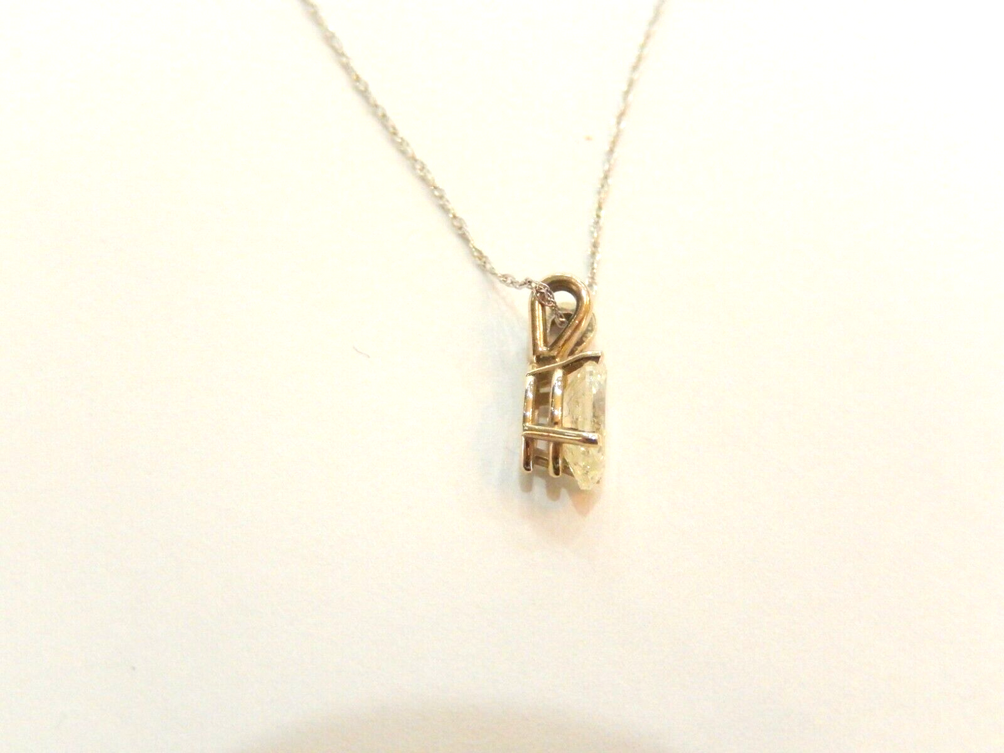 14K White Gold 3/5ct Fancy MarquiseNatural Diamond Solitaire Pendant w/18" chain