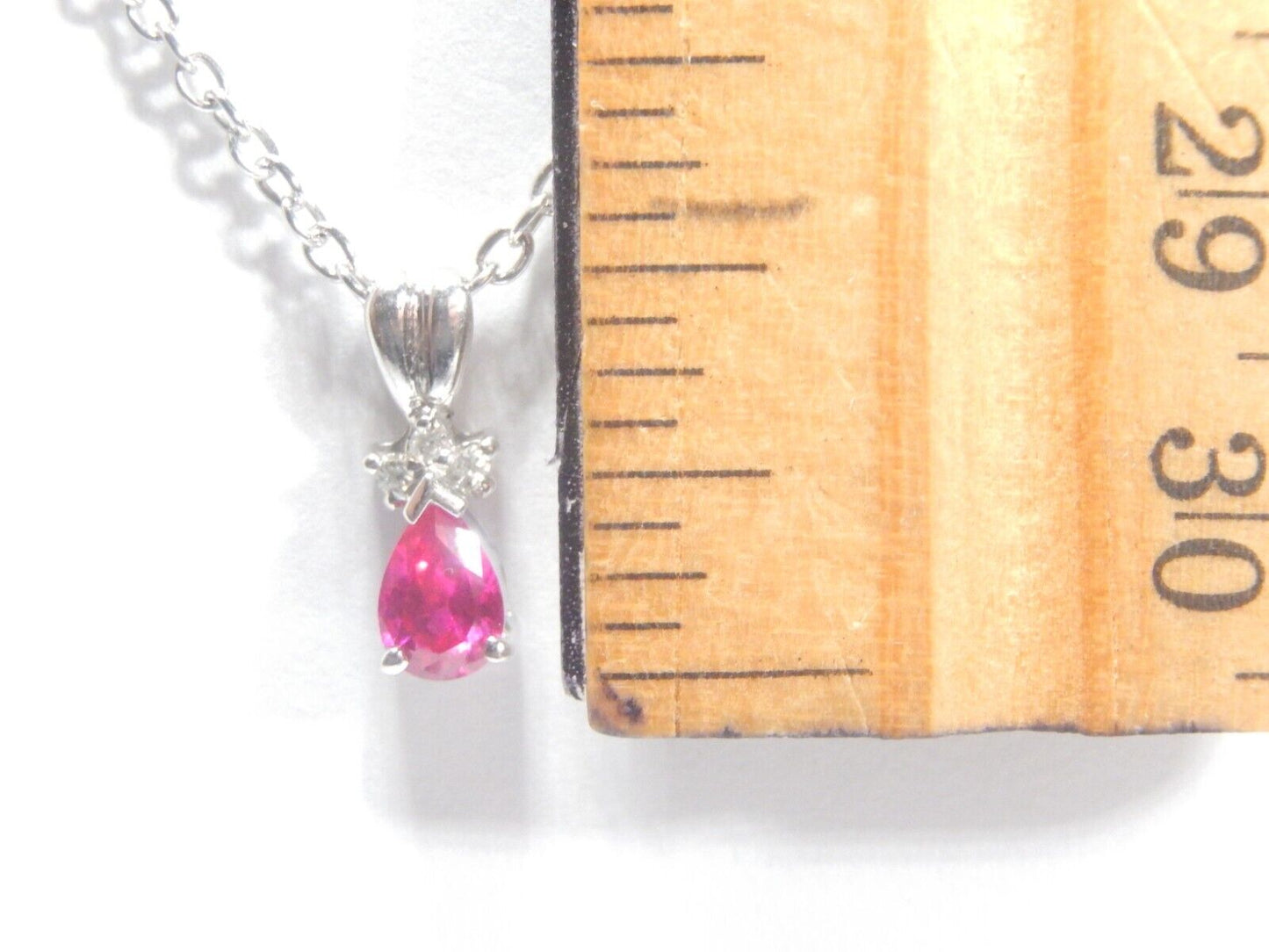 *VINTAGE* 14K White Gold Pear Lab-Created Ruby and Diamond Pendant w/18"chain