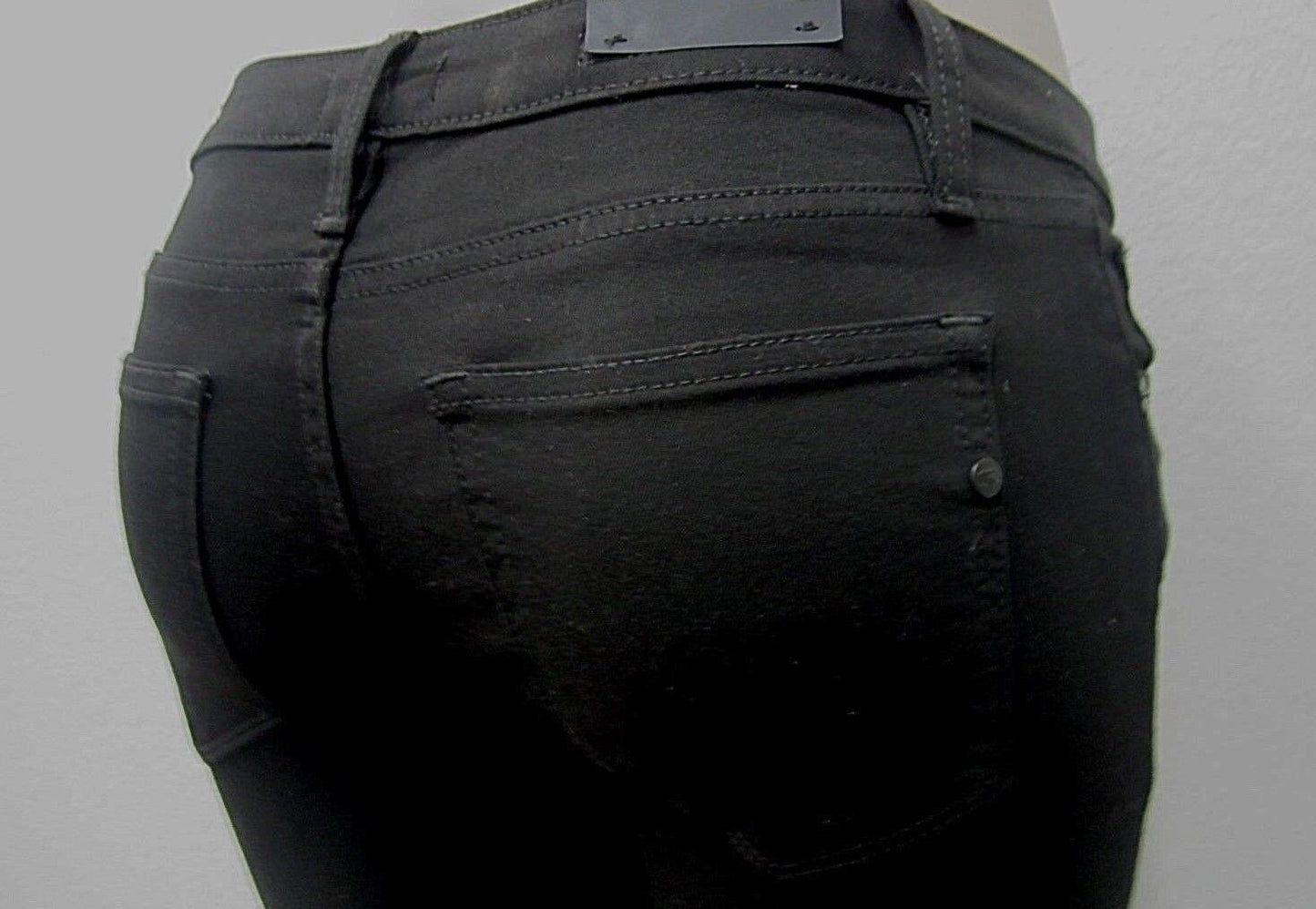 NWT Miss Me - Womens Mid-Rise Super Skinny Black Jeans M1001G32 Size 27 x 27