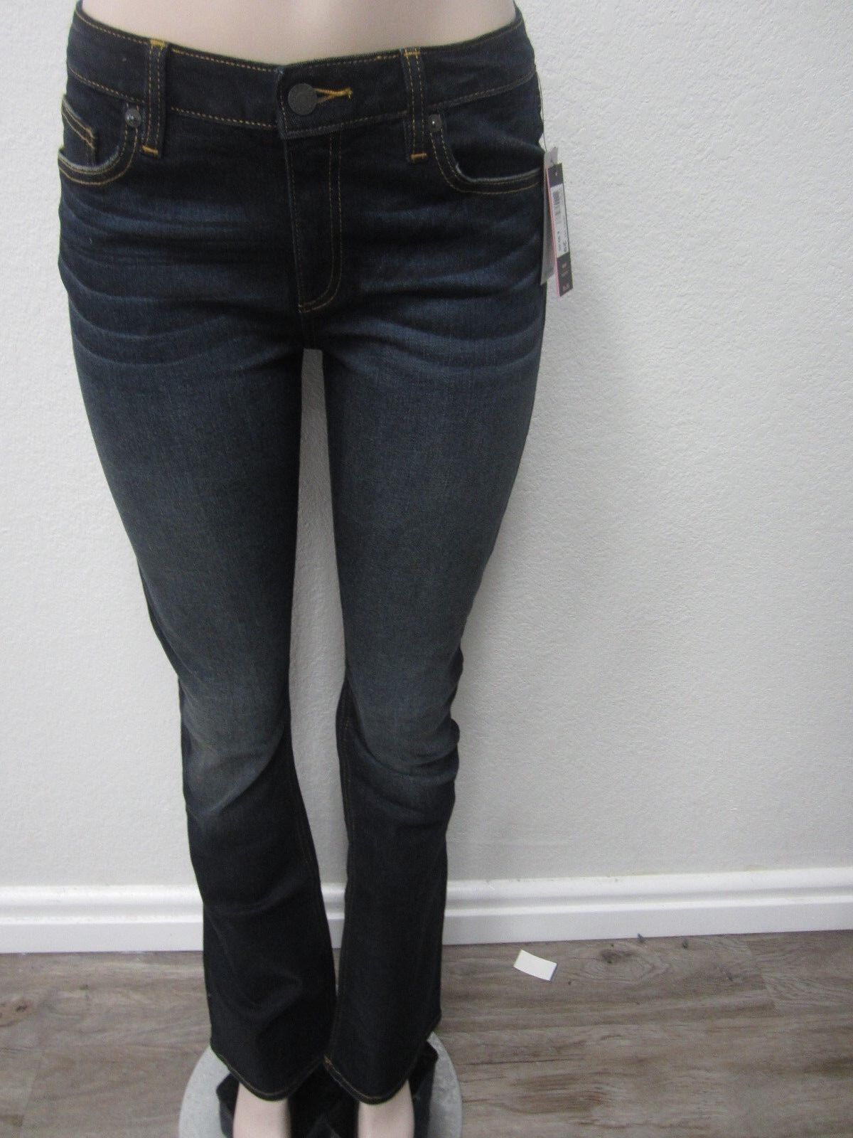 NWT Miss Me Women Faux Flap Pocket Embellished Jeans - Boot Cut M3024B 29x34