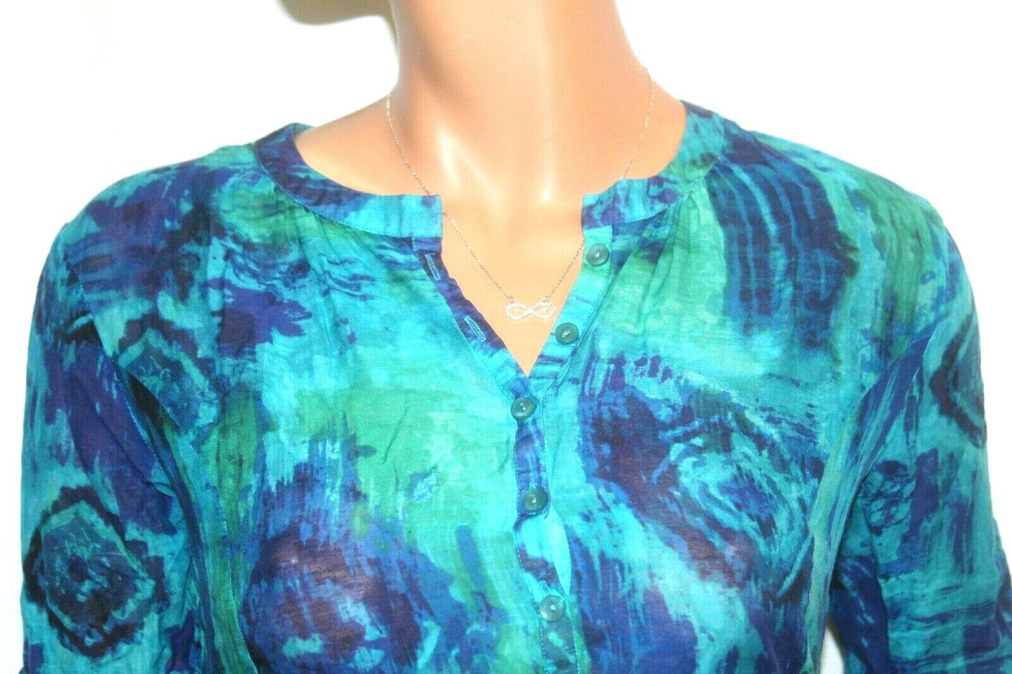 CHICO's Green/Blue  Pullover Top w/ Adjustable Elastic Sleeves Size 0  VERY CUTE