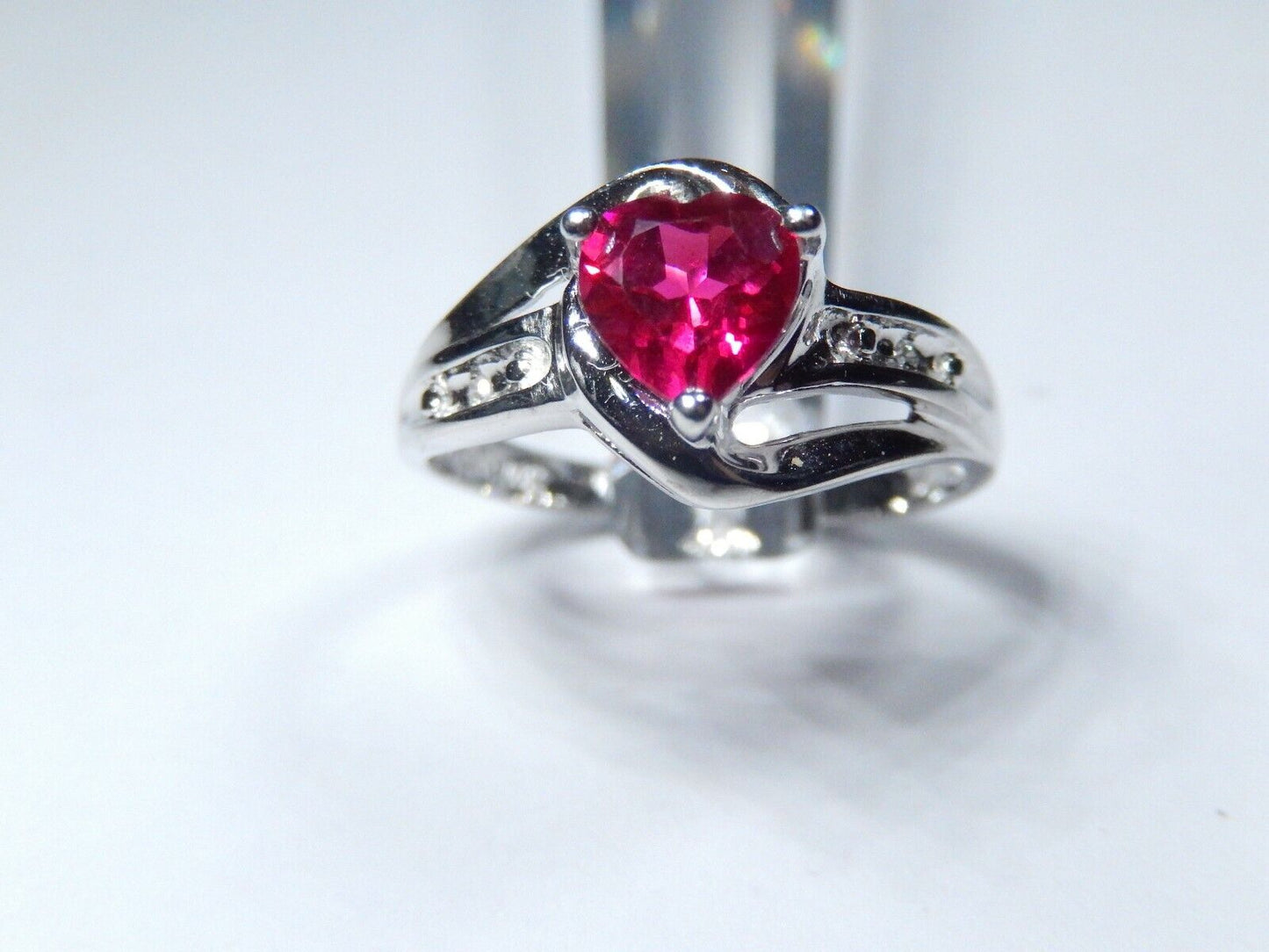 *NEW*  10k White Gold .75ct Heart Shape Red Ruby & Diamond Ring Size 7.5