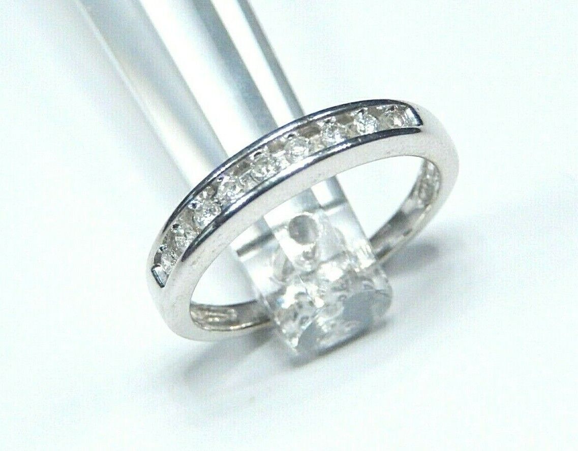 14K White Gold  .25ct Natural VS Diamond Wedding Band Ring Size 7.25